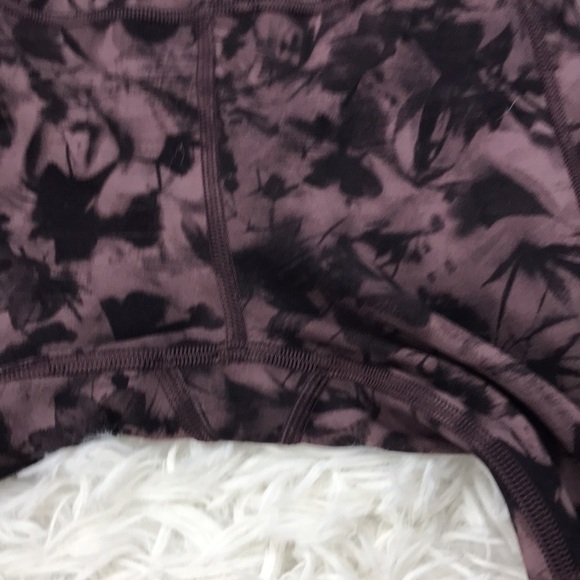 Lululemon In Movement Tight 25" *Everlux Mini Dusk - Picture 4 of 8